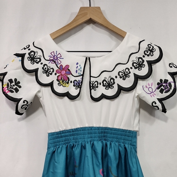 Disney Encanto Mirabel Costume Kids 9/10 Multicolor Artsy Halloween Party - Picture 7 of 10